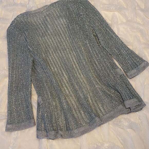 Half-sleevde cardigan. - Picture 2 of 2